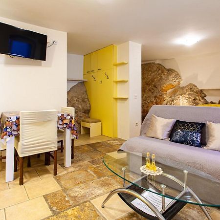 Room M Cres Exterior foto
