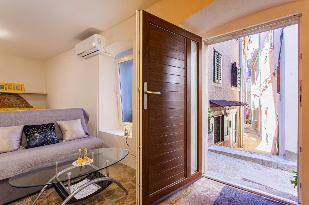 Room M Cres Exterior foto